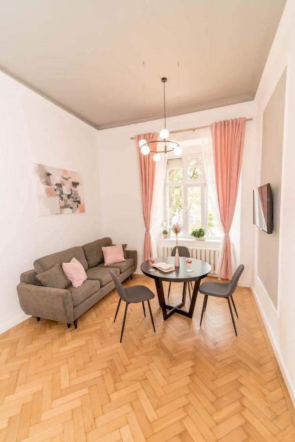 Central Premium Suites Timişoara Eksteriør billede