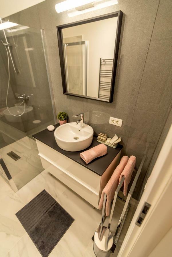 Central Premium Suites Timişoara Eksteriør billede