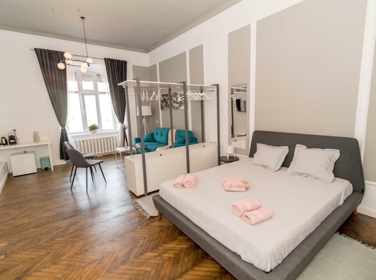 Central Premium Suites Timişoara Eksteriør billede